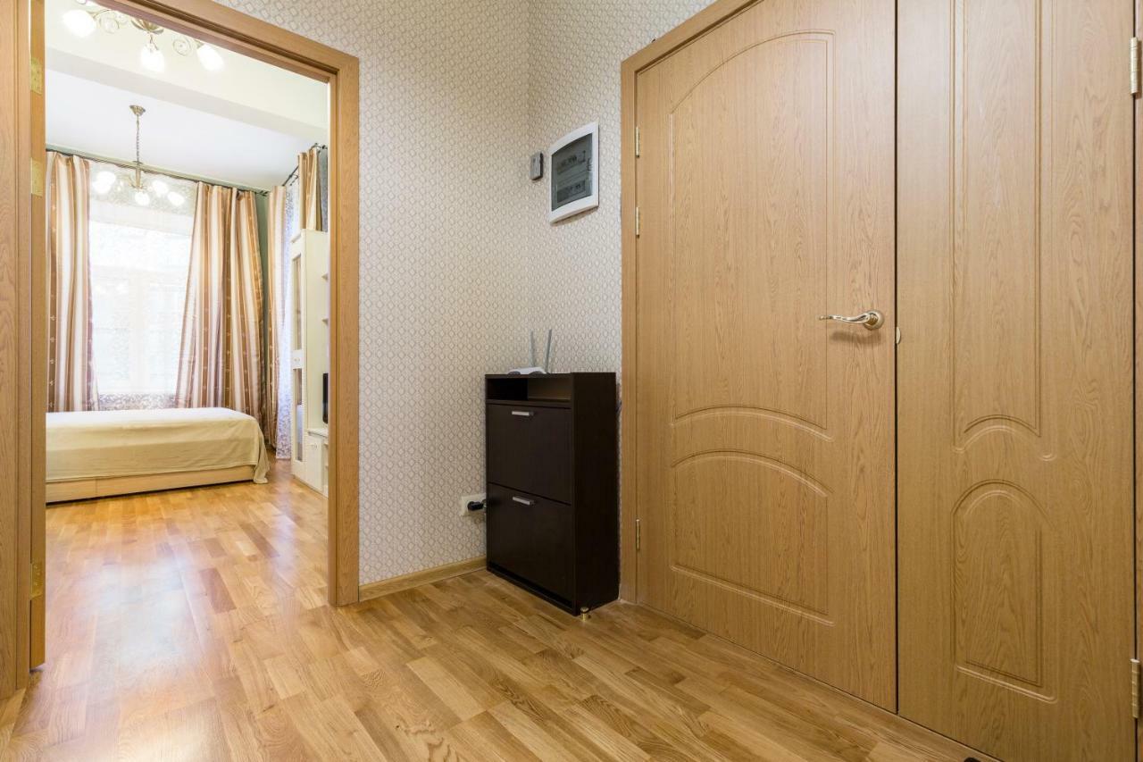 Sapsan 1 Min Walking Free Parking Apartamento San Petersburgo Exterior foto